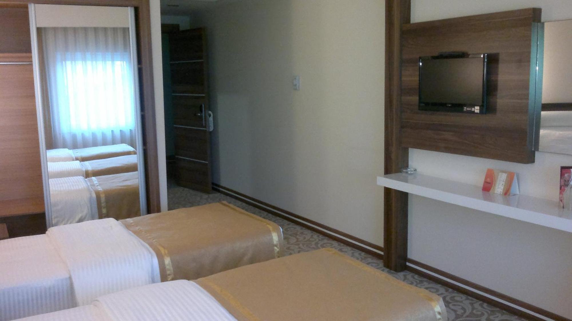 Ozpark Hotel Aksehir Екстер'єр фото