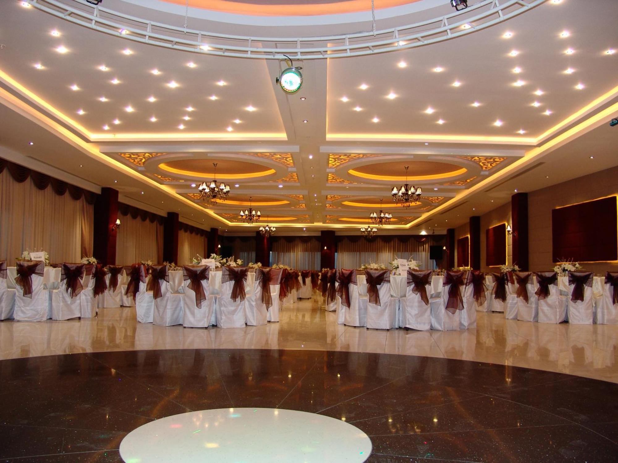 Ozpark Hotel Aksehir Екстер'єр фото