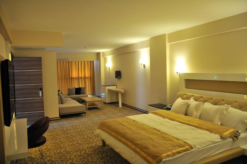 Ozpark Hotel Aksehir Екстер'єр фото
