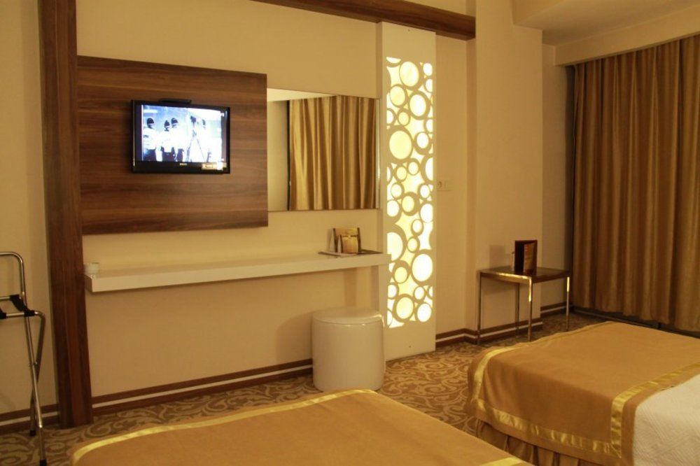 Ozpark Hotel Aksehir Екстер'єр фото