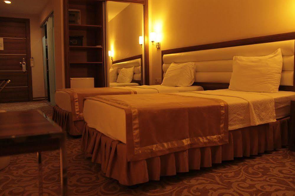 Ozpark Hotel Aksehir Екстер'єр фото